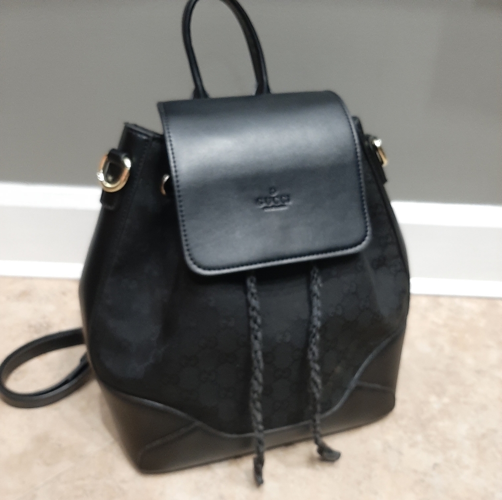 Gucci backpack - black